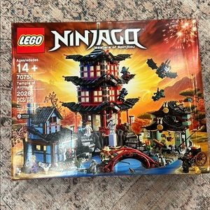 LEGO ninjago temp of airjitzu